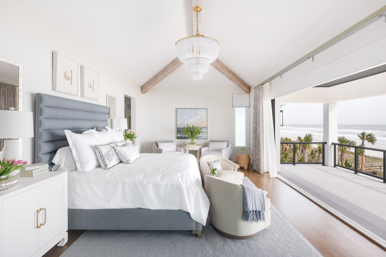 Bedroom Villa Decor & Design