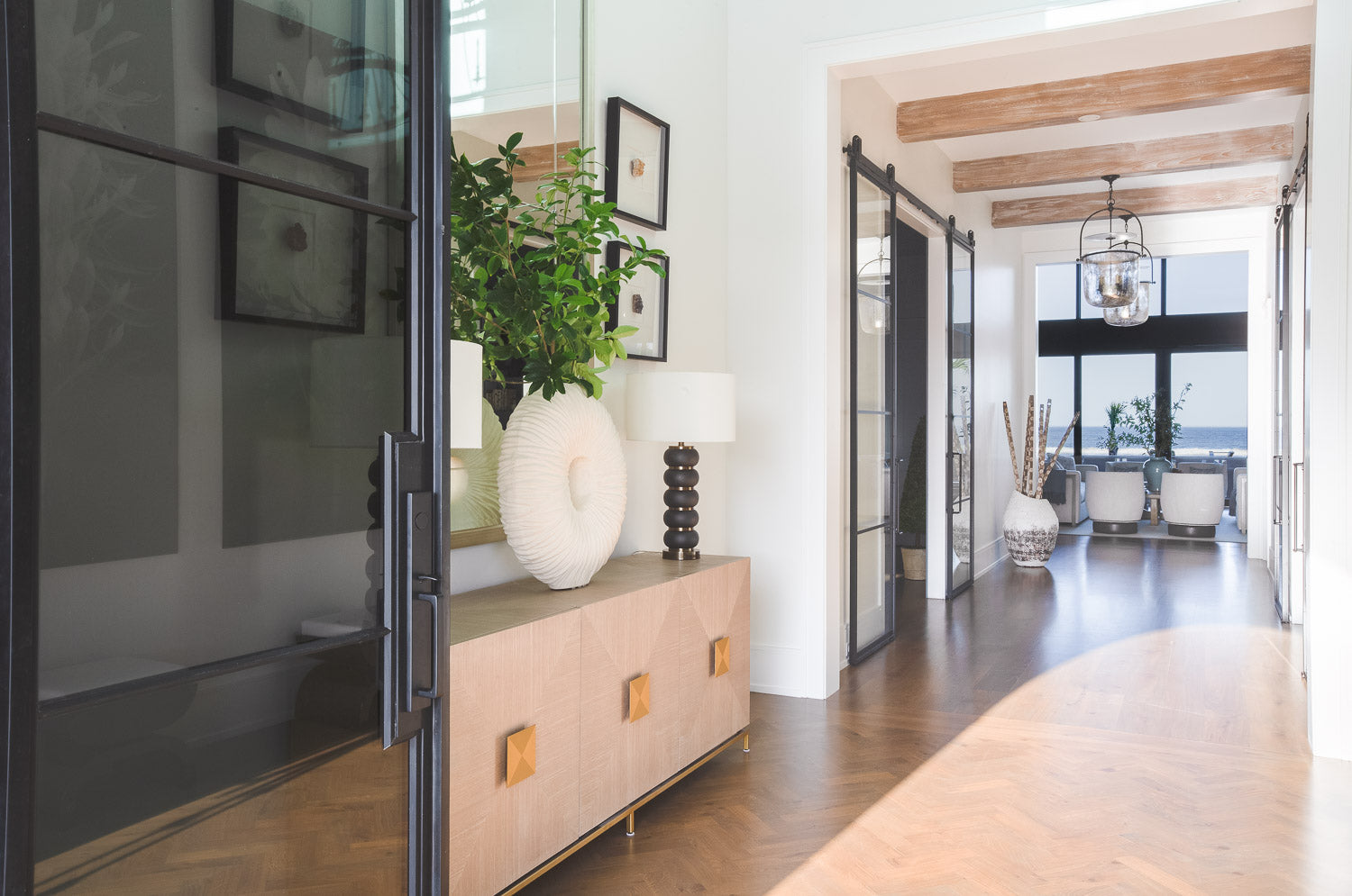 Decorative-Accents Villa Decor & Design