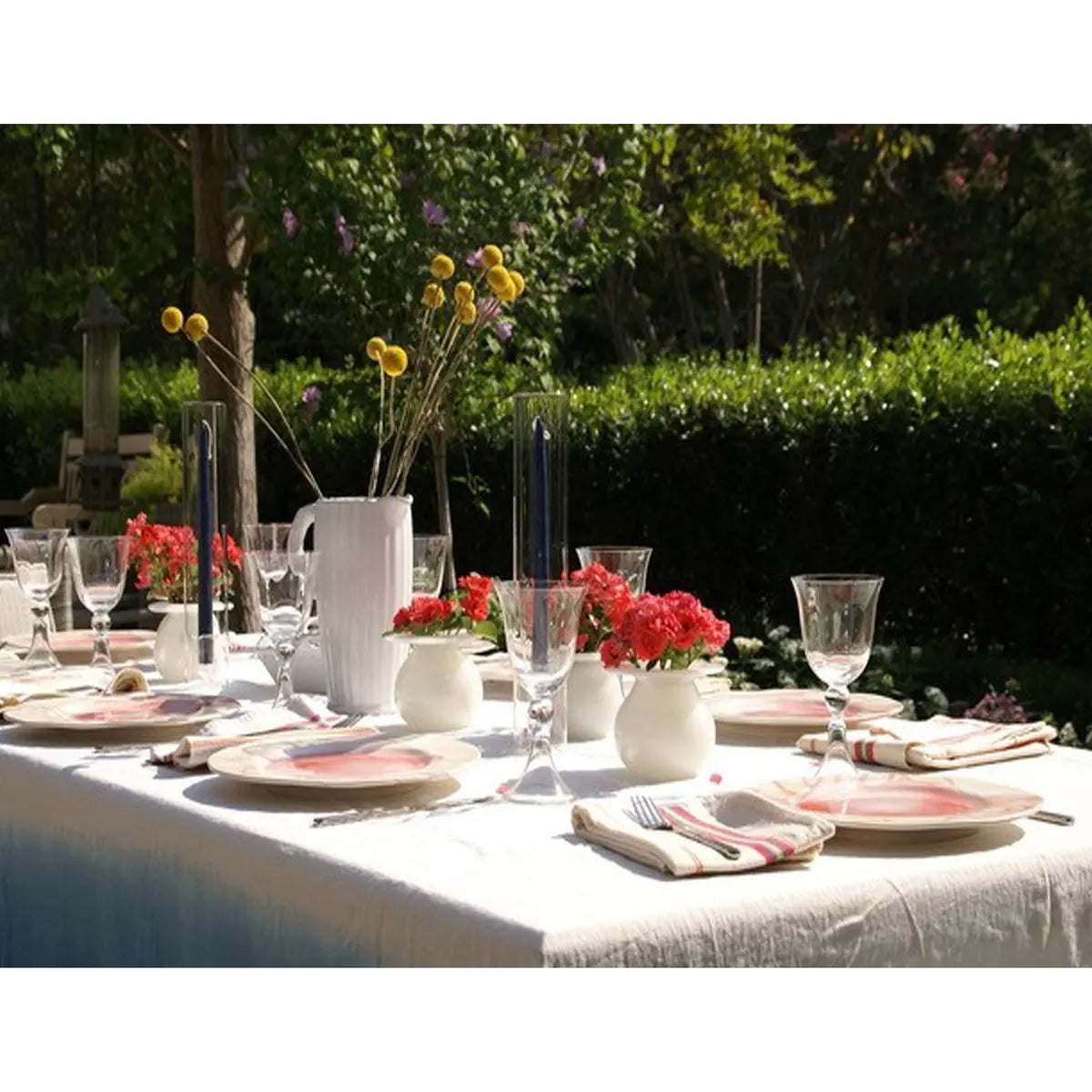 2-Piece Clear Candleholder with Cylinder – Clear or Gold Trim (Set of 4) - Villa Decor & Design