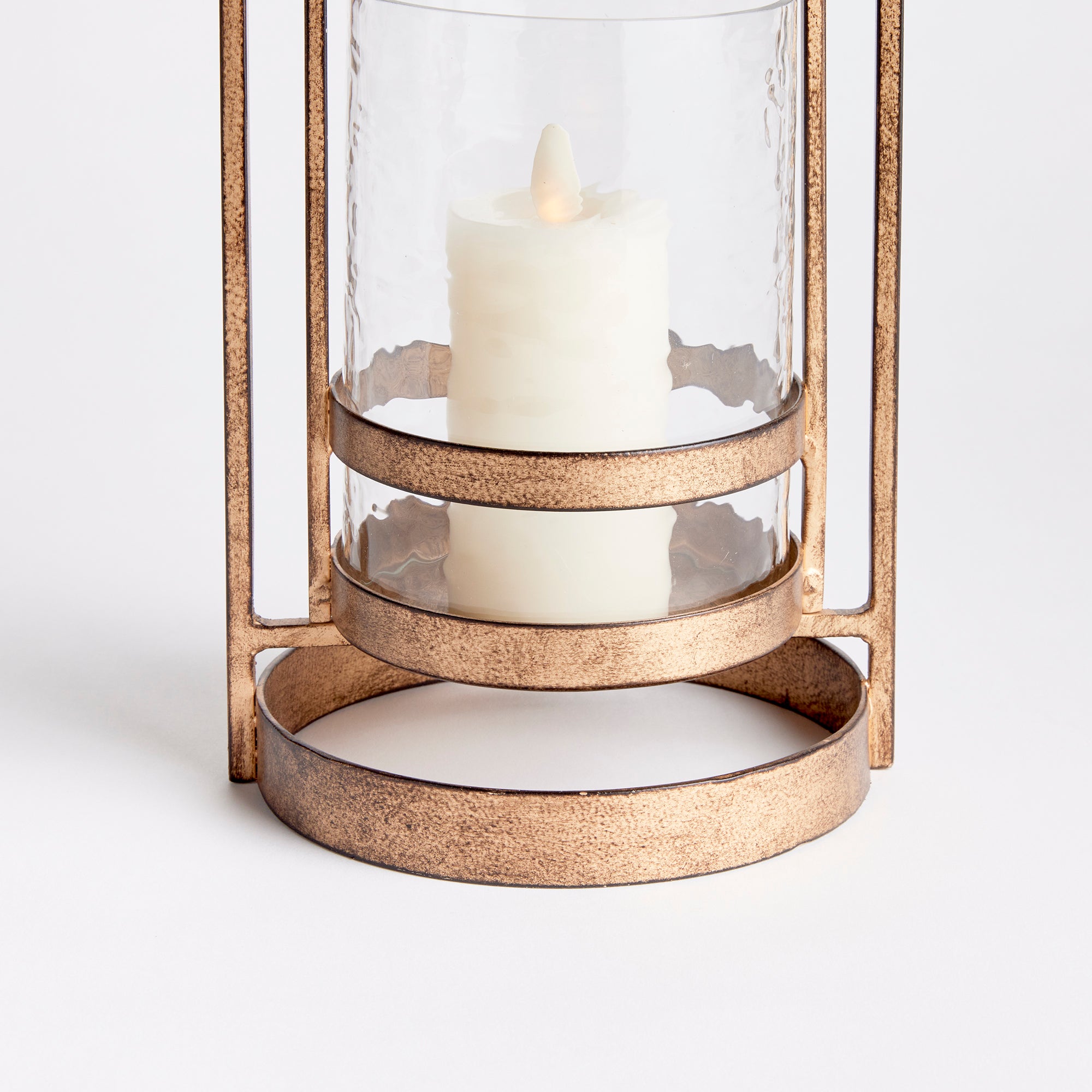 Large Amara gold hurricane with hammered glass