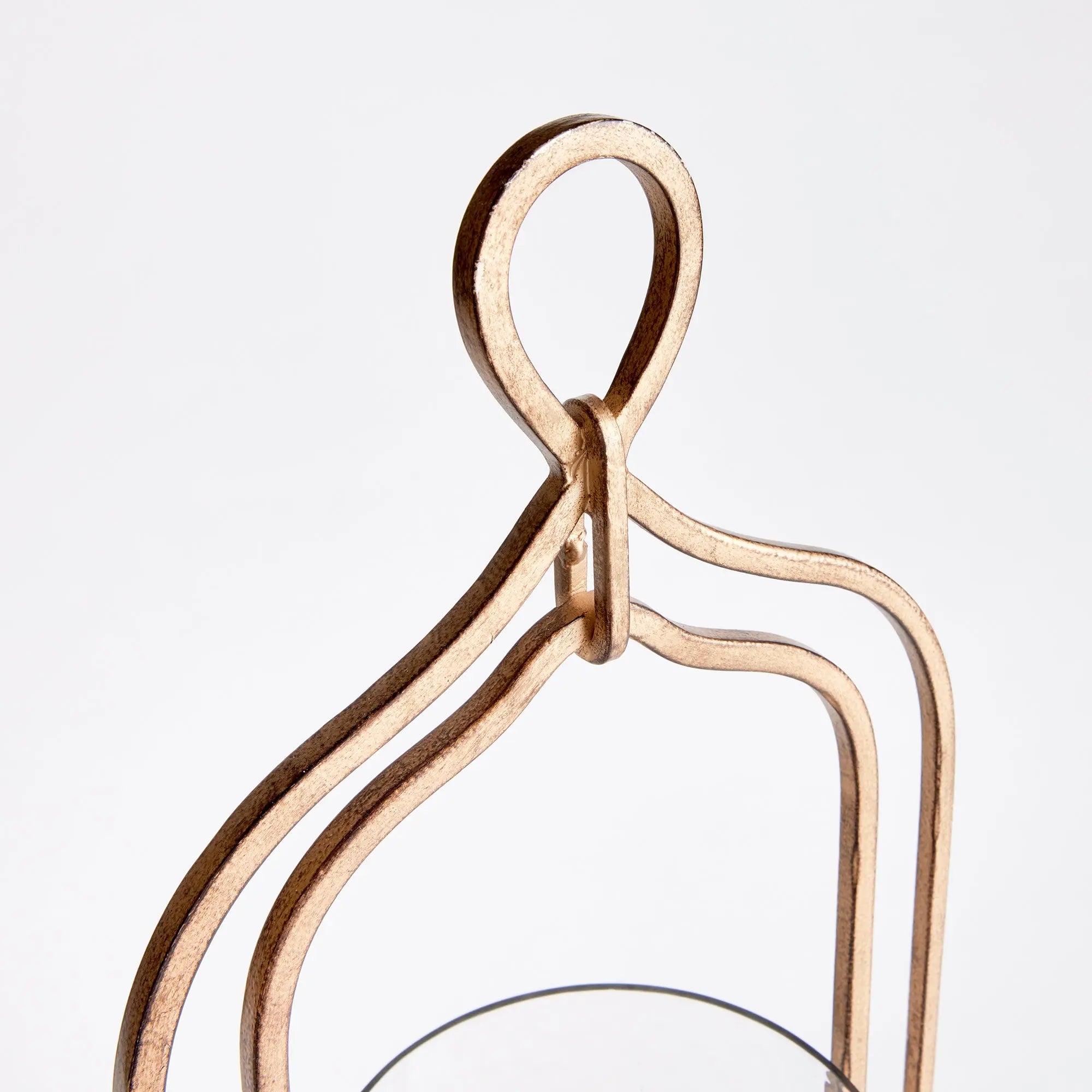 Large Amara gold hurricane with hammered glass