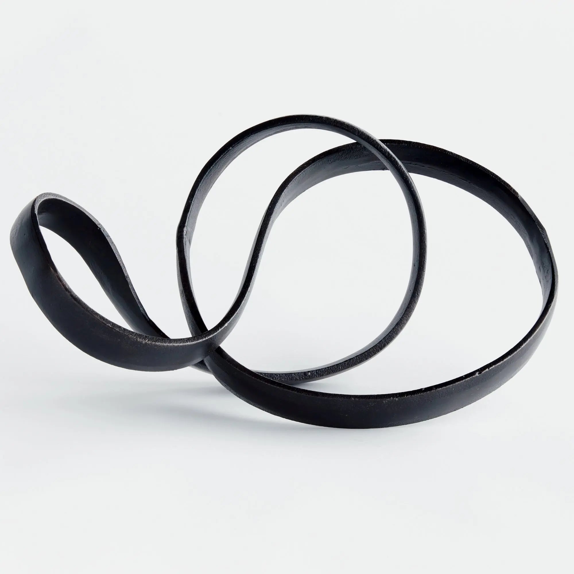Canute Objet decorative accent in matte black
