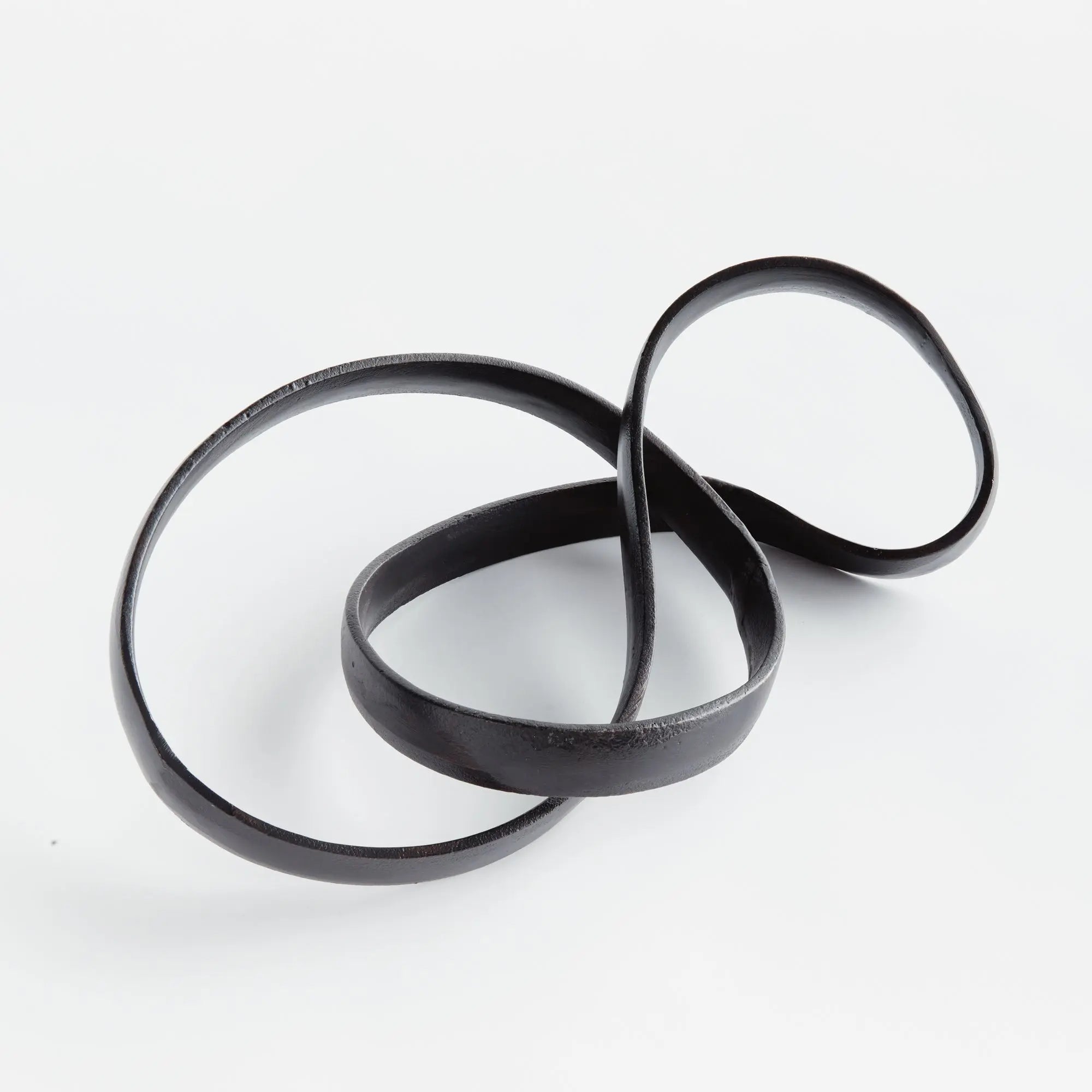 Canute Objet decorative accent in matte black