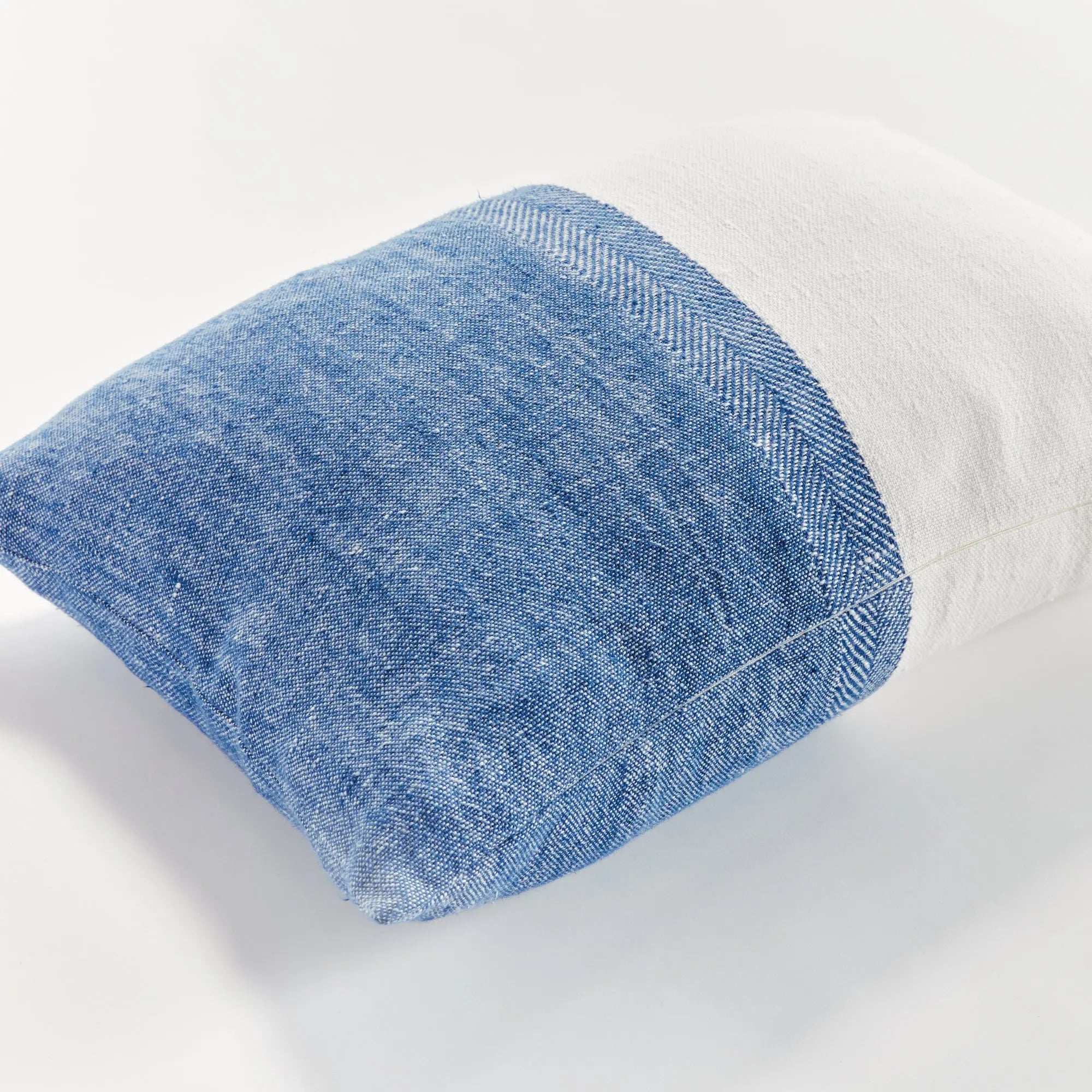 Jules Lumbar Pillow - 14" x 20"