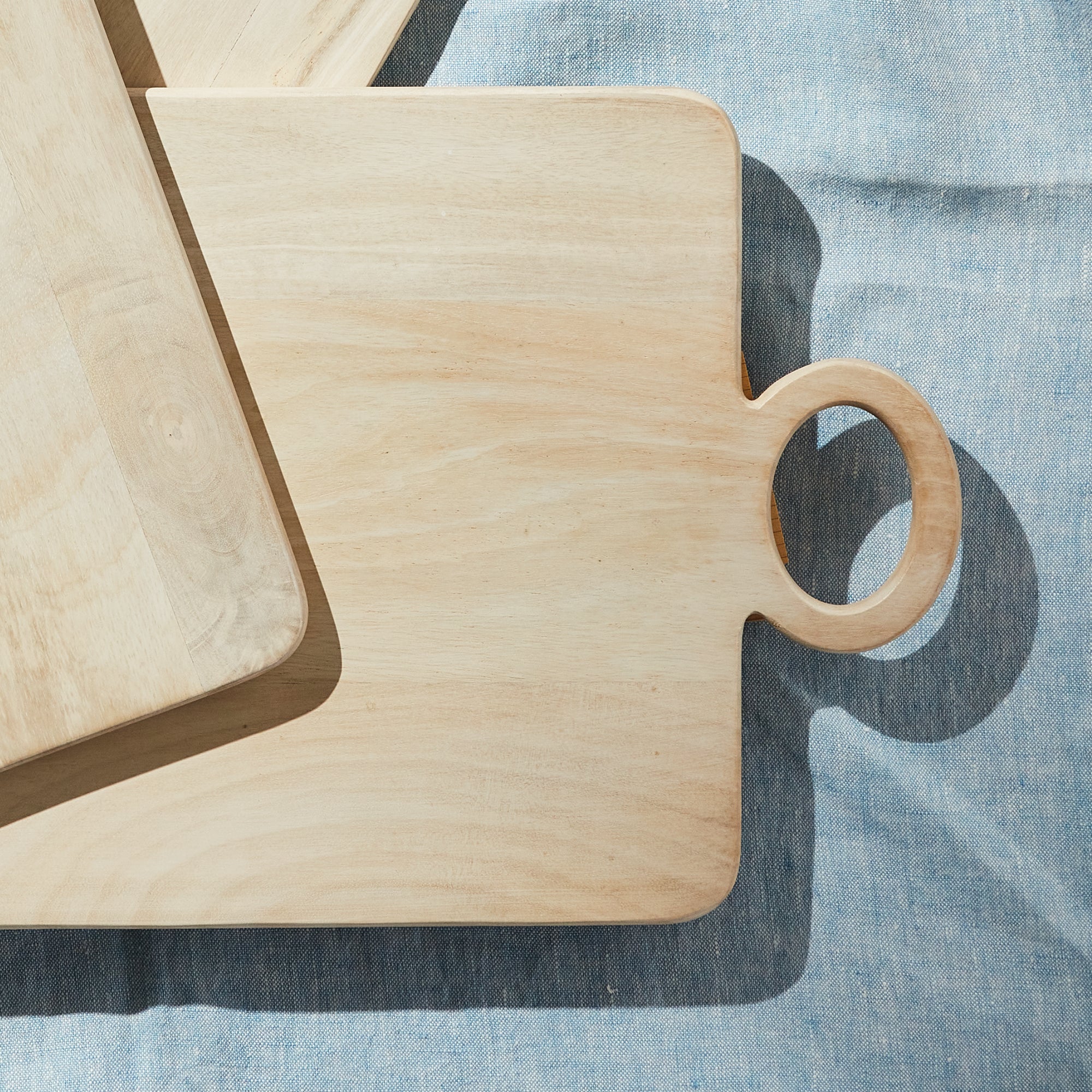 BARCLAY BUTERA ROCKLAND SERVING BOARD MEDIUM