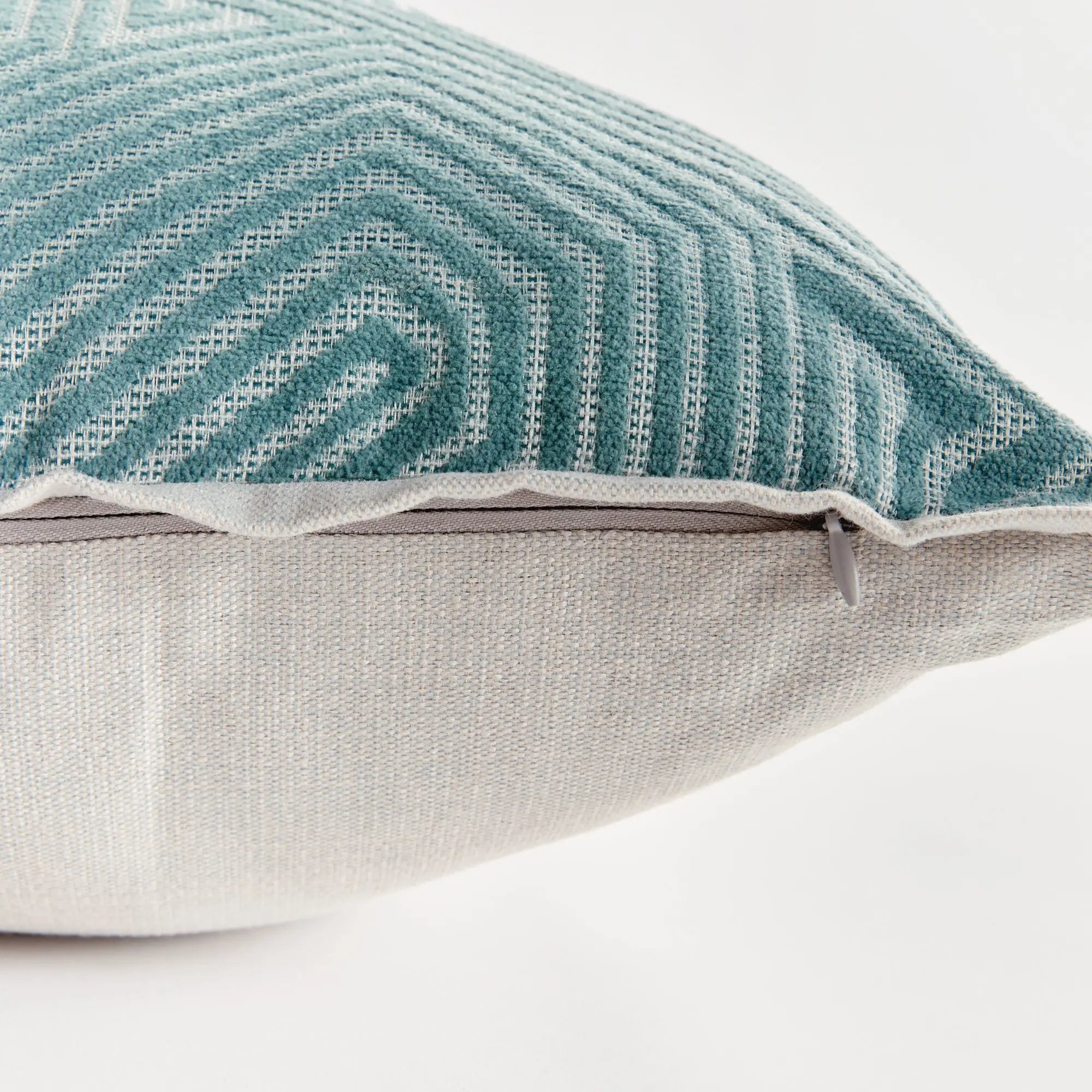 Sora Square INDOOR-OUTDOOR PILLOW 20"