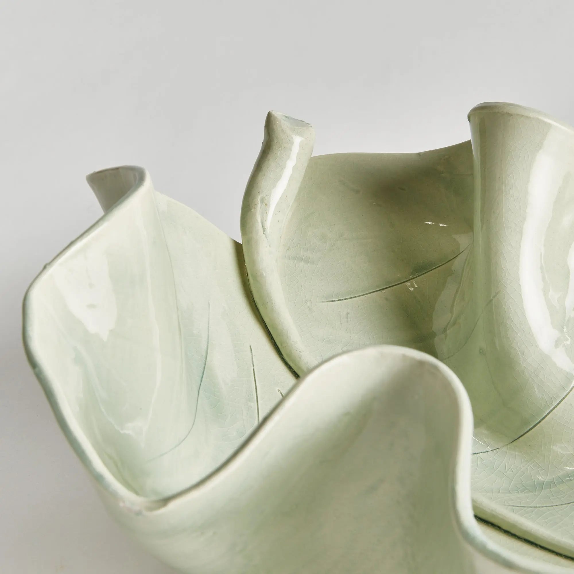 MORICENTO LEAF SCULPTURE LARGE - CELADON