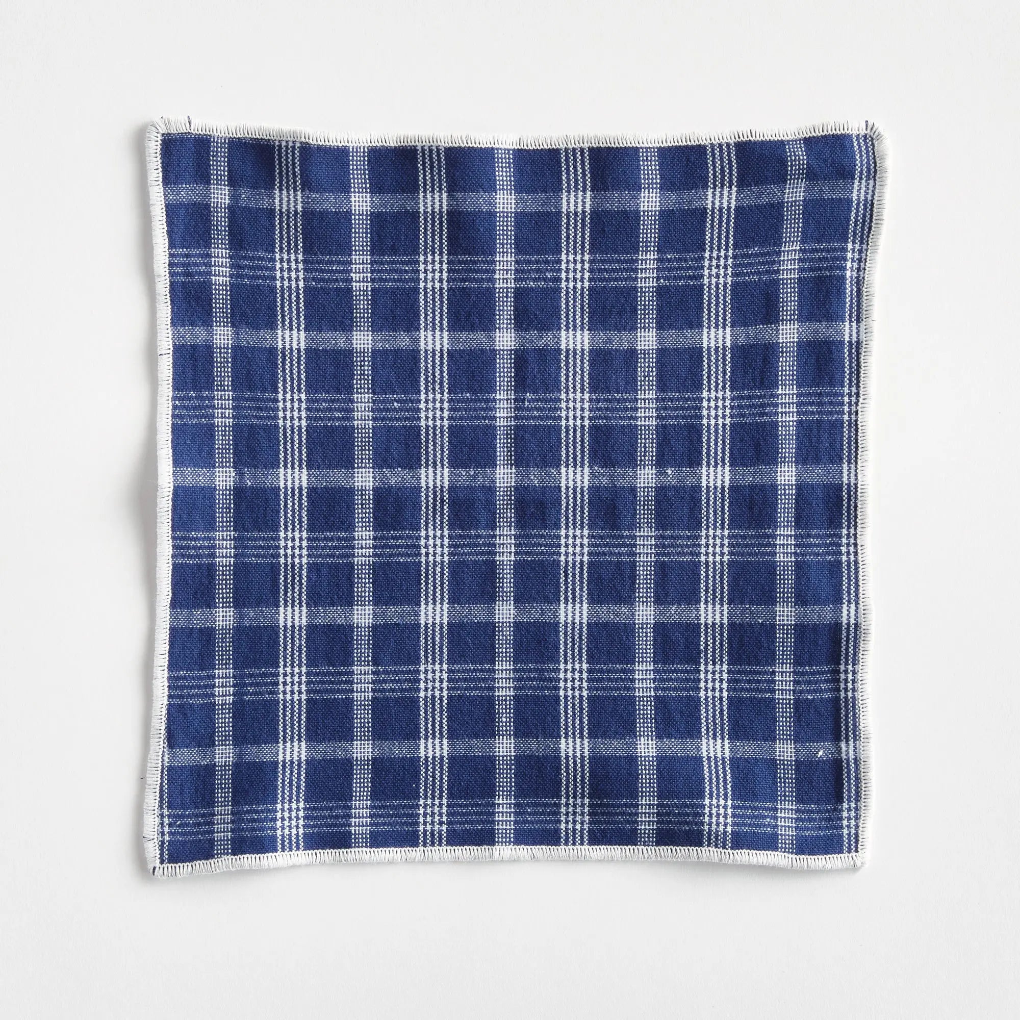 Barclay Butera Oakwood Table Linens