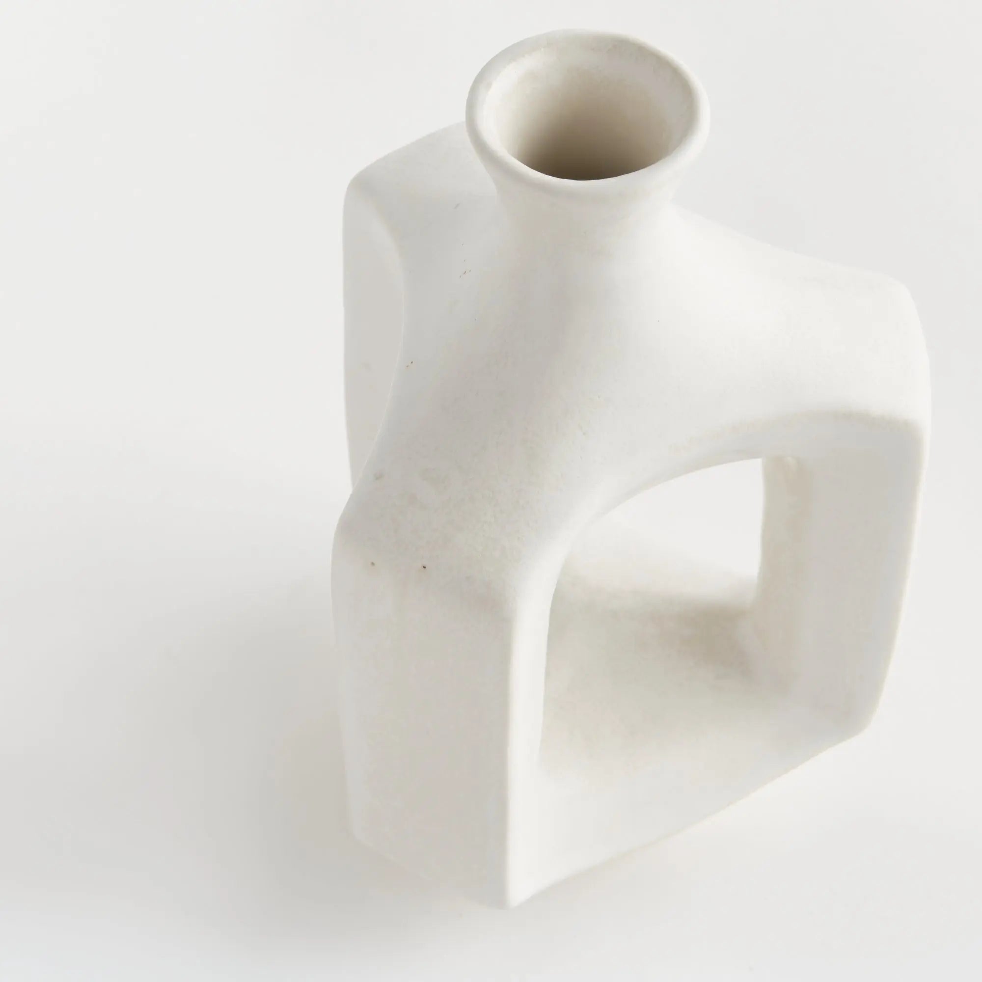 Matte white Sonya vases in short