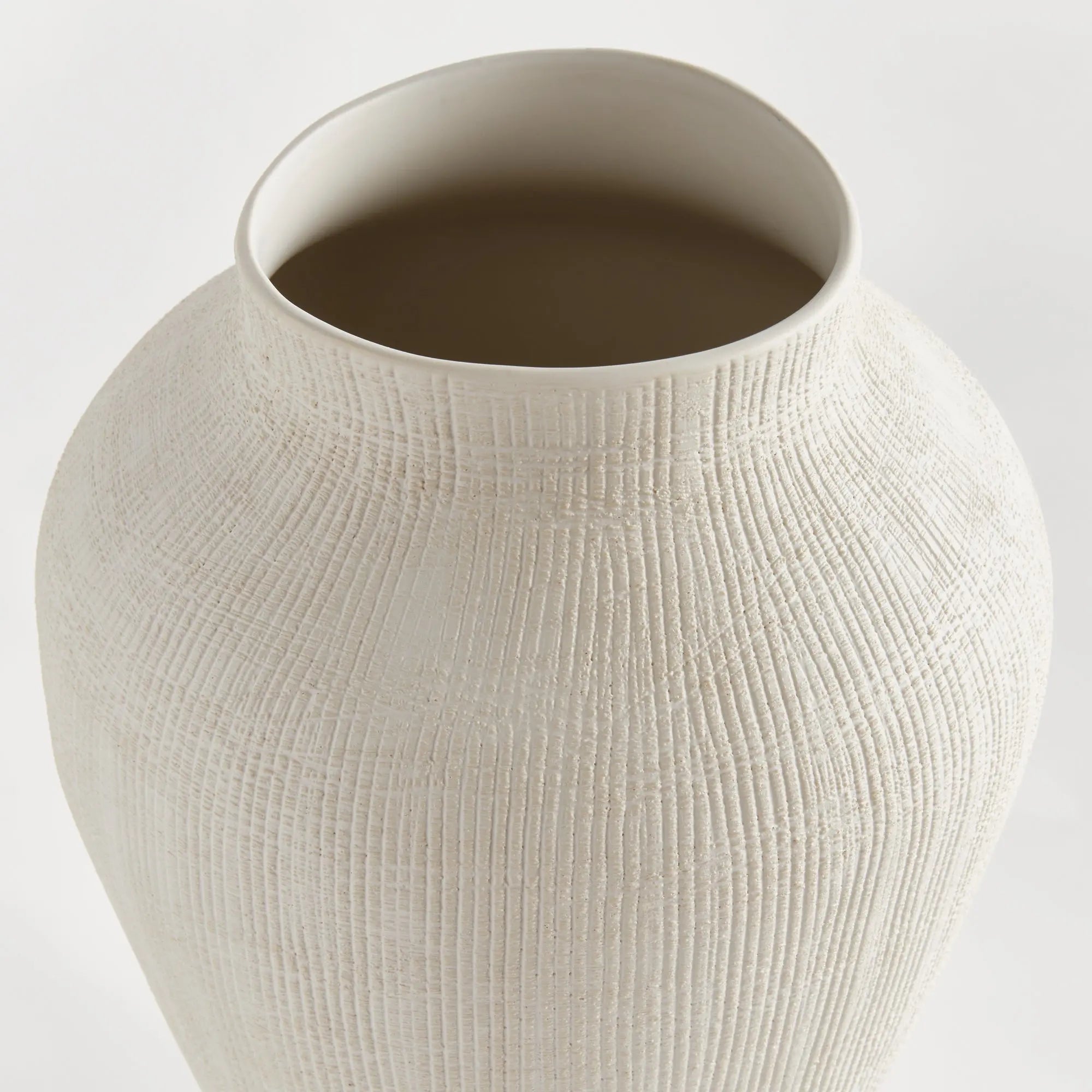 BARCLAY BUTERA OJAI VASE LARGE - WHITE