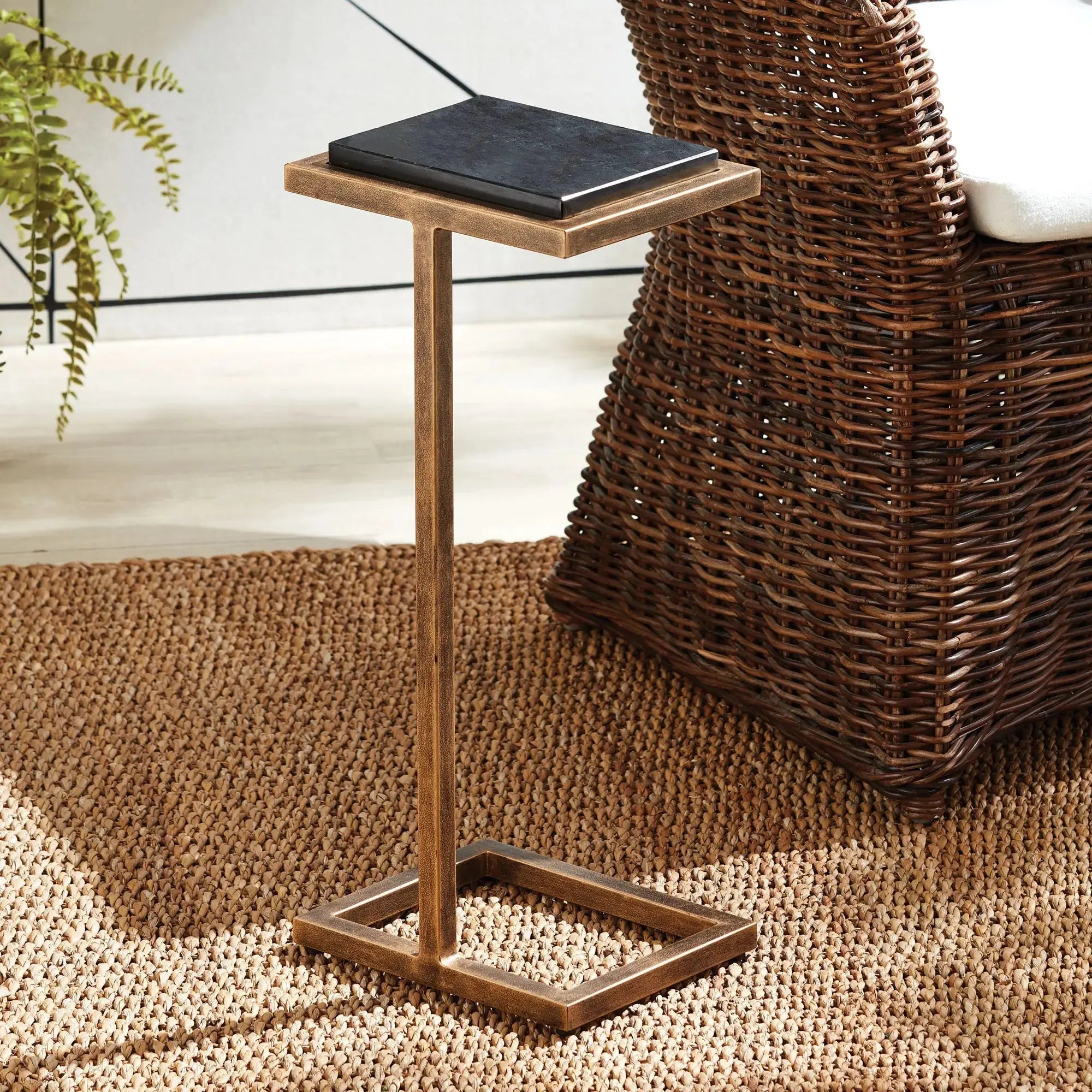 WINSTON ACCENT TABLE Villa Decor & Design