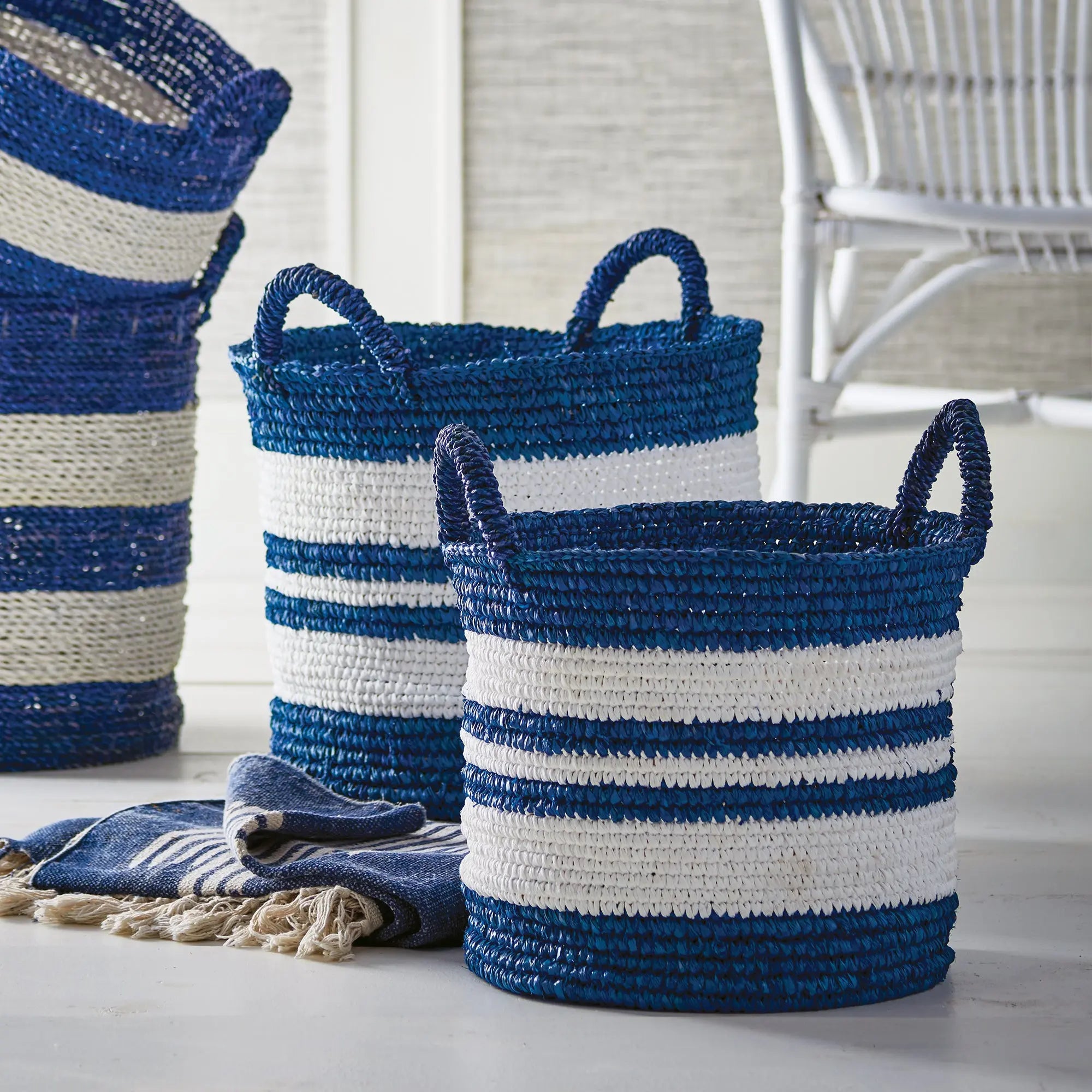 Barclay Butera striped market totes set of 2 in Marina Blue and Flag White