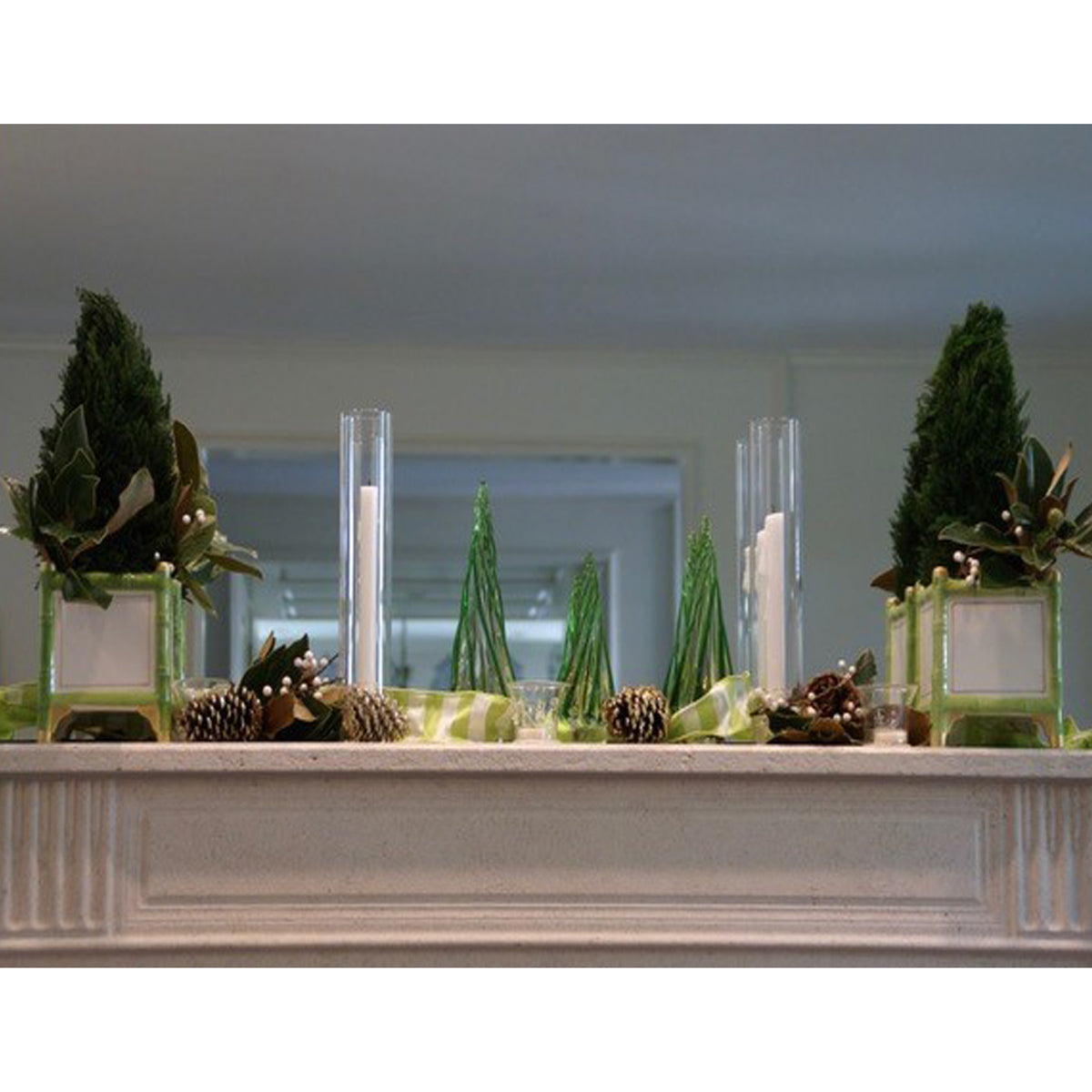 2-Piece Clear Candleholder with Cylinder – Clear or Gold Trim (Set of 4)