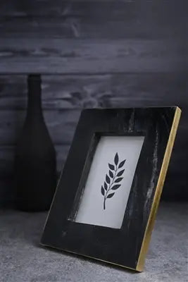 Black marble picture frame with brass finish holding 5x7 photo - premium stone frame for modern home décor and coffee table styling