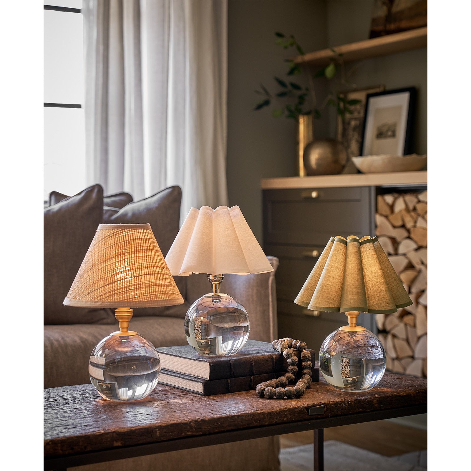 Giorgio Crystal Mini Lamp (Natural Brass with White Scalloped Shade)
