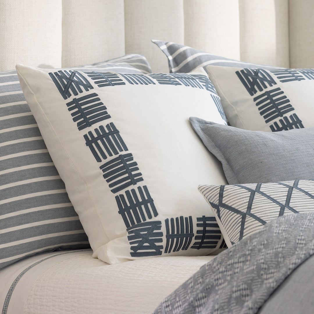 luxury bedding, high thread count bedding, luxury linens