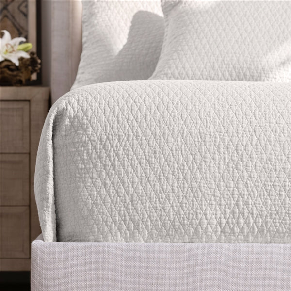 White diamond coverlet, Lili Alessandra, interior design, interior decor, home decor, bedding, luxury bedding