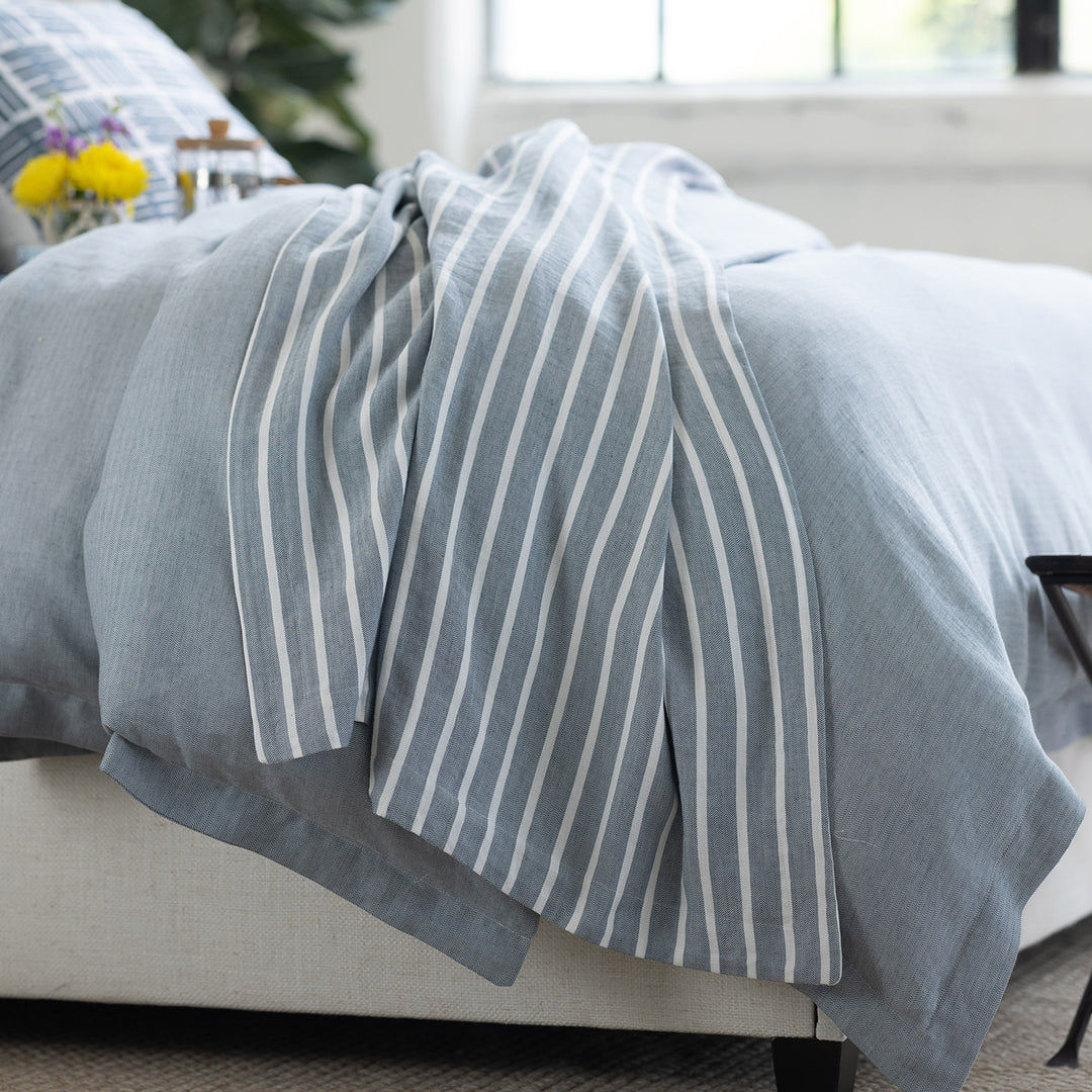 luxury bedding, high thread count bedding, luxury linens