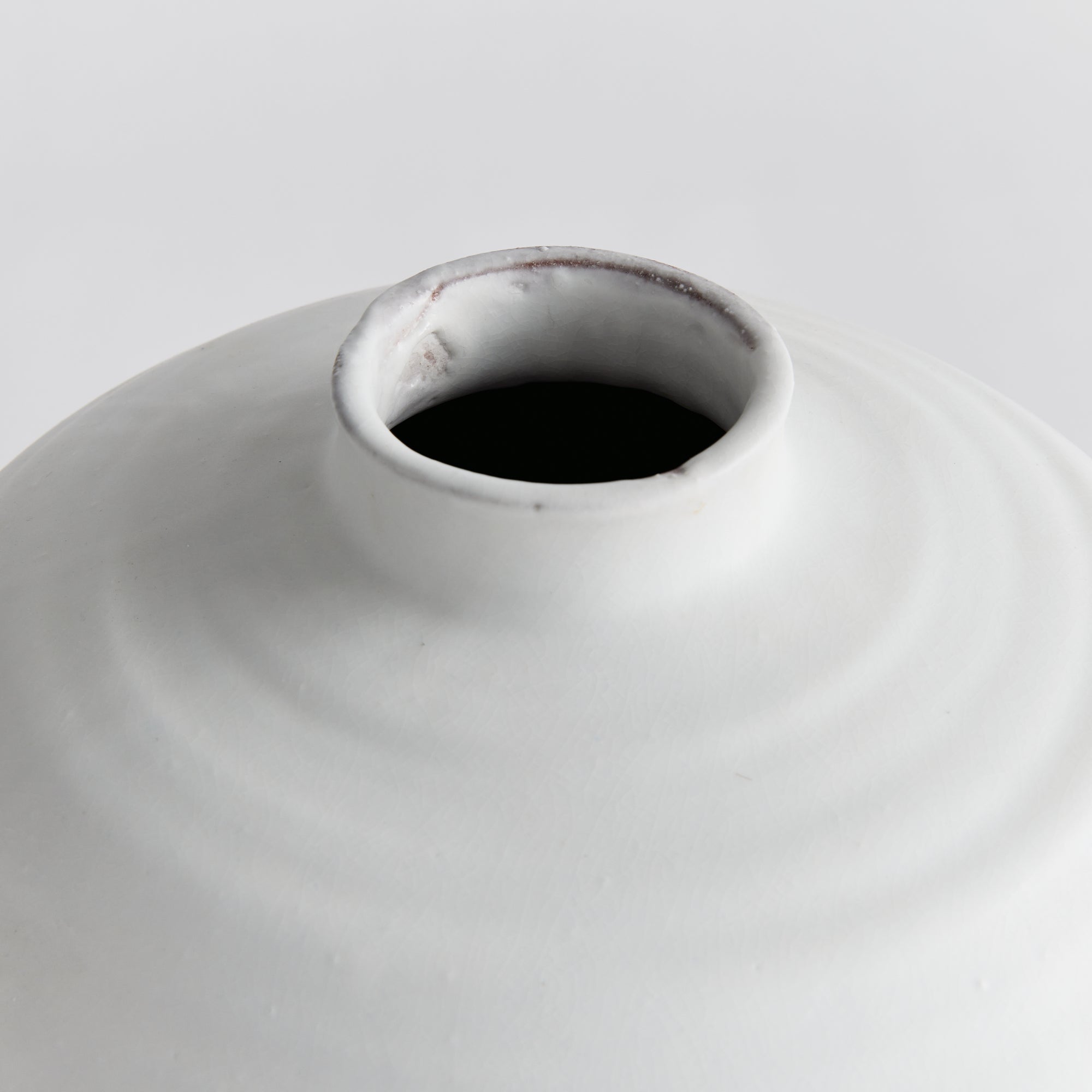 Andorra Vase - 13.75"