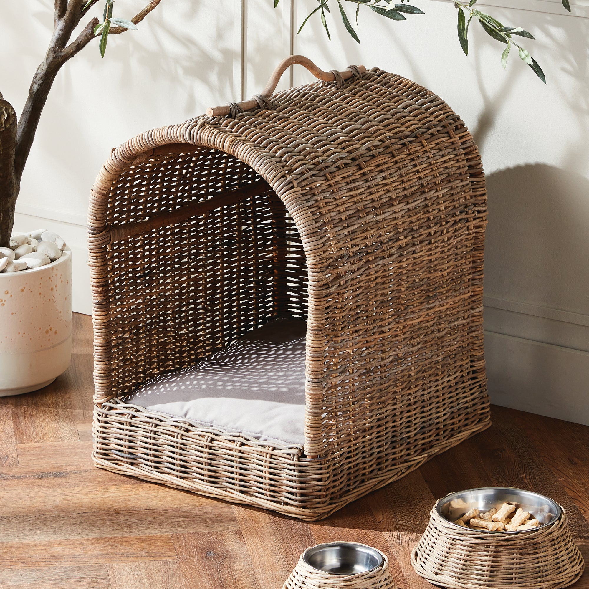 Normandy Canopy Pet Bed - LARGE