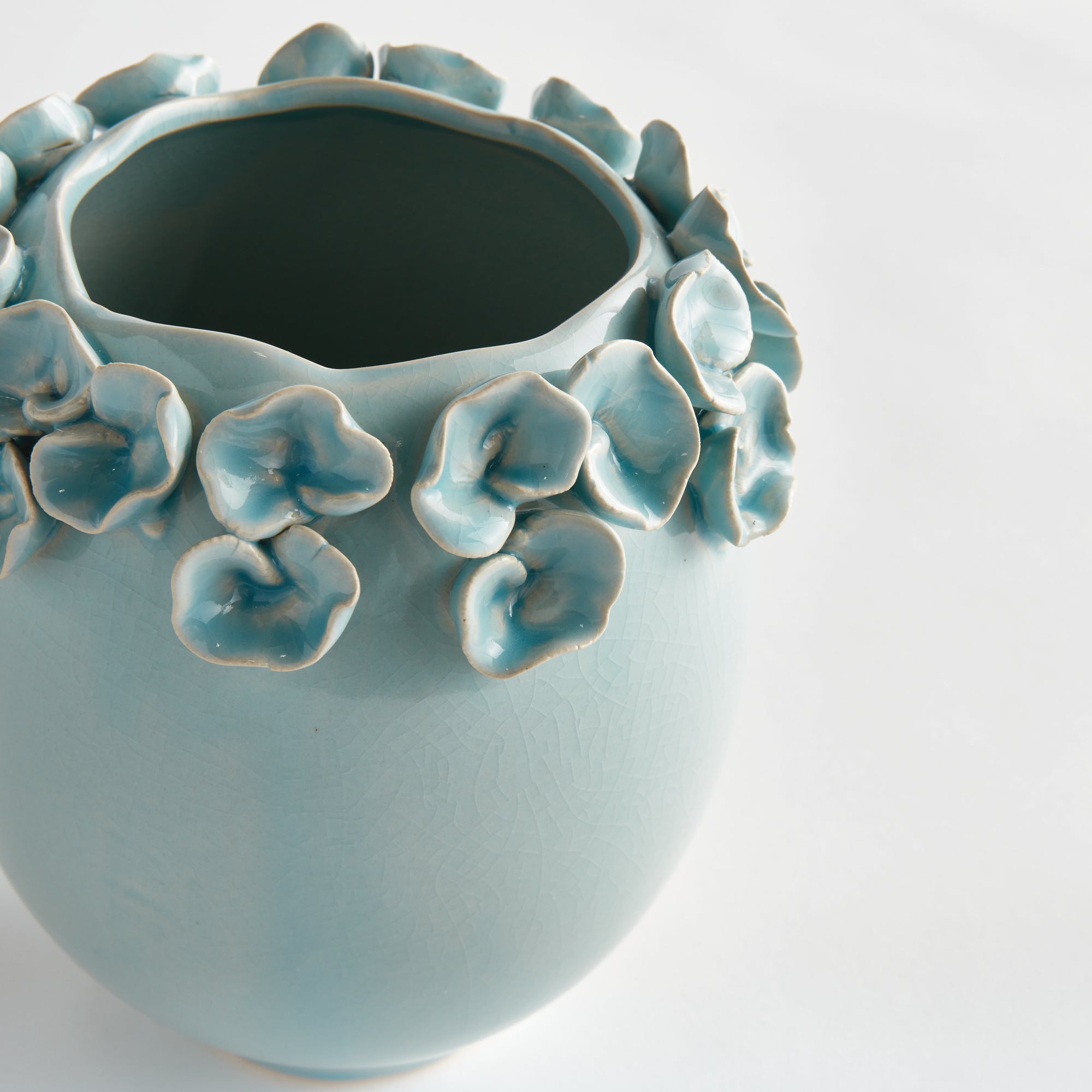 Petite Fleur Vase Short - Ice Blue
