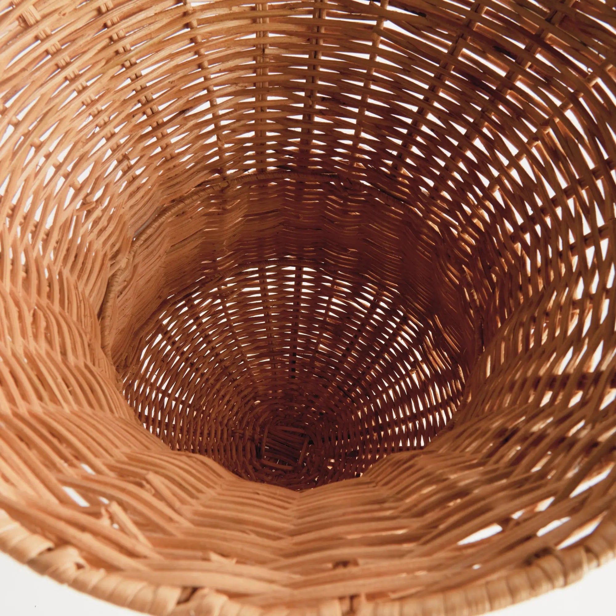 Chesapeake Rattan Footed Urn - 22" Tall | Whitewash or Natural Vessel - Villa Decor & Design