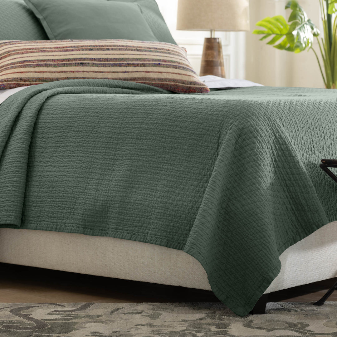 luxury bedding, high thread count bedding, luxury linens